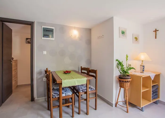 Apartment Enjoy And Relax